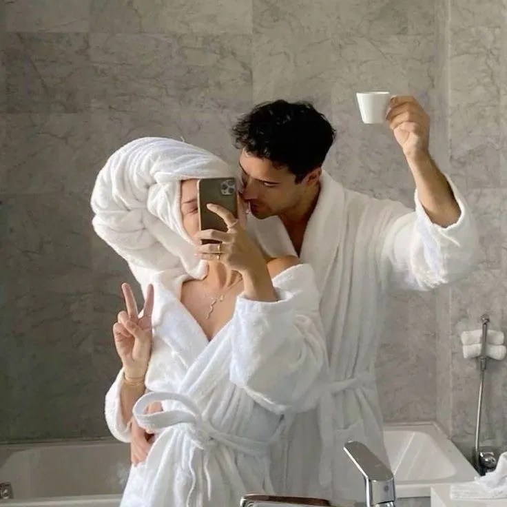 Couples Massage or Spa Day 🧖♀️ 🧖♂️
Unwind together, one soothing moment at a time