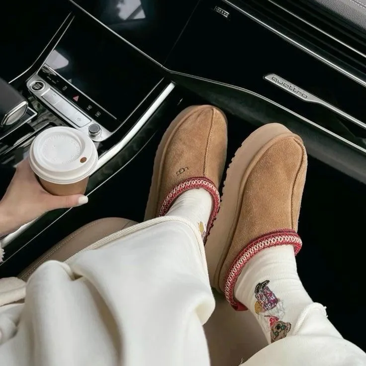 Ugg. Women's Tazz 🍂